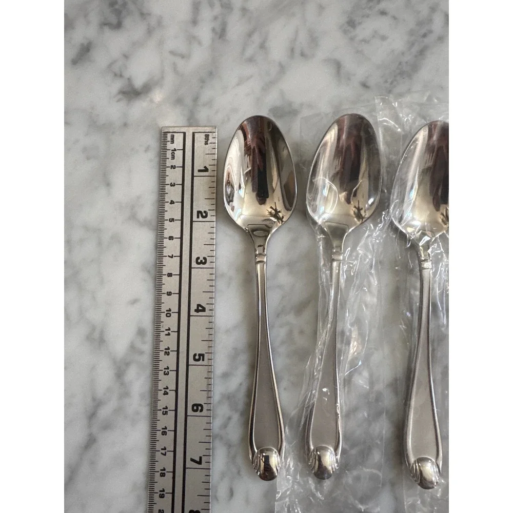 Oneida Garnet Stainless Soup Spoons Set of 6 Glossy 18/10 Silverware